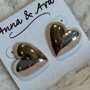 Anna & Ava 💛🩶Two-Tone Heart Earrings🩶💛